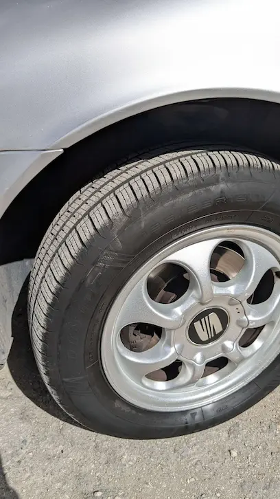 Състояние на всесезонни гуми Dunlop след 30000 км пробег